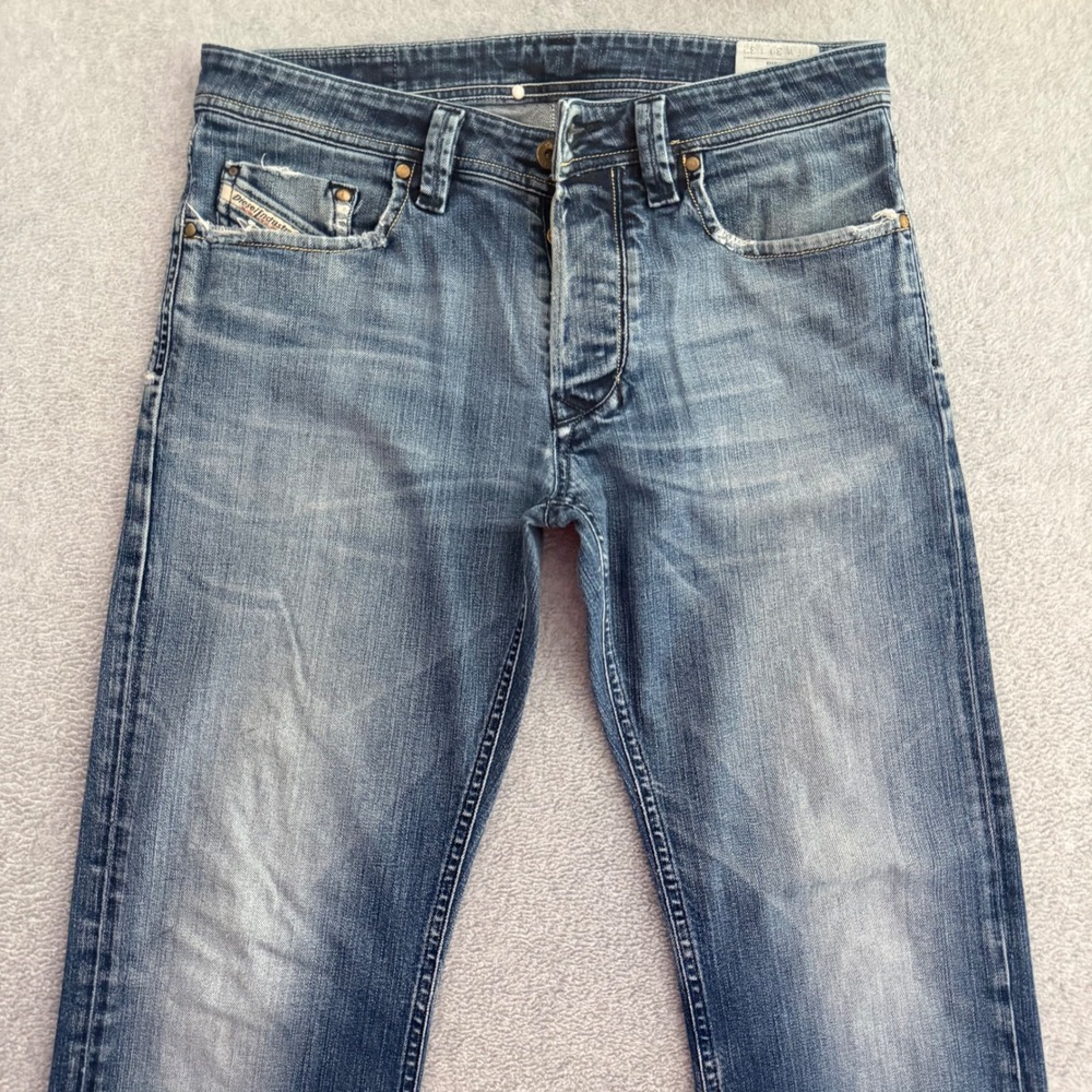 Diesel Larkee Mens 30x32 Regular Straight Jeans Blue Medium Wash 0088Z Stretch - Picture 3 of 12